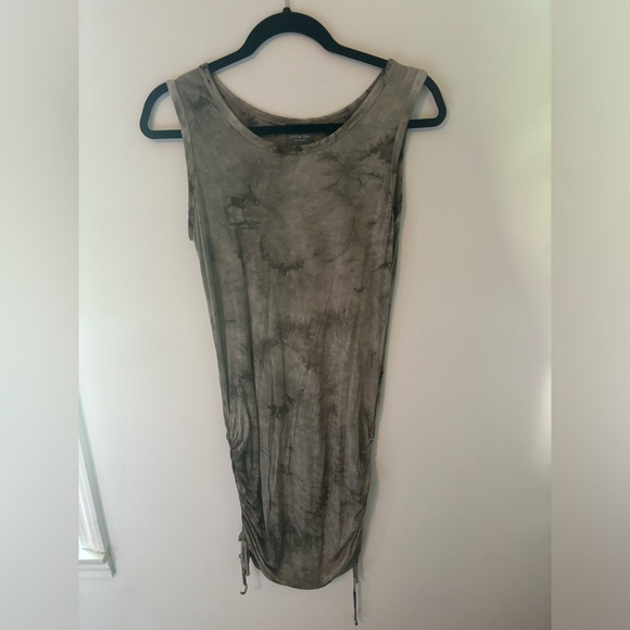 Women’s Olivia Rae Bodycon - Green Size L - Picture 1 of 3